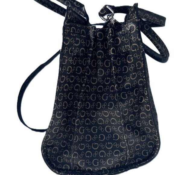 GUESS handbags - Picture 5 of 12